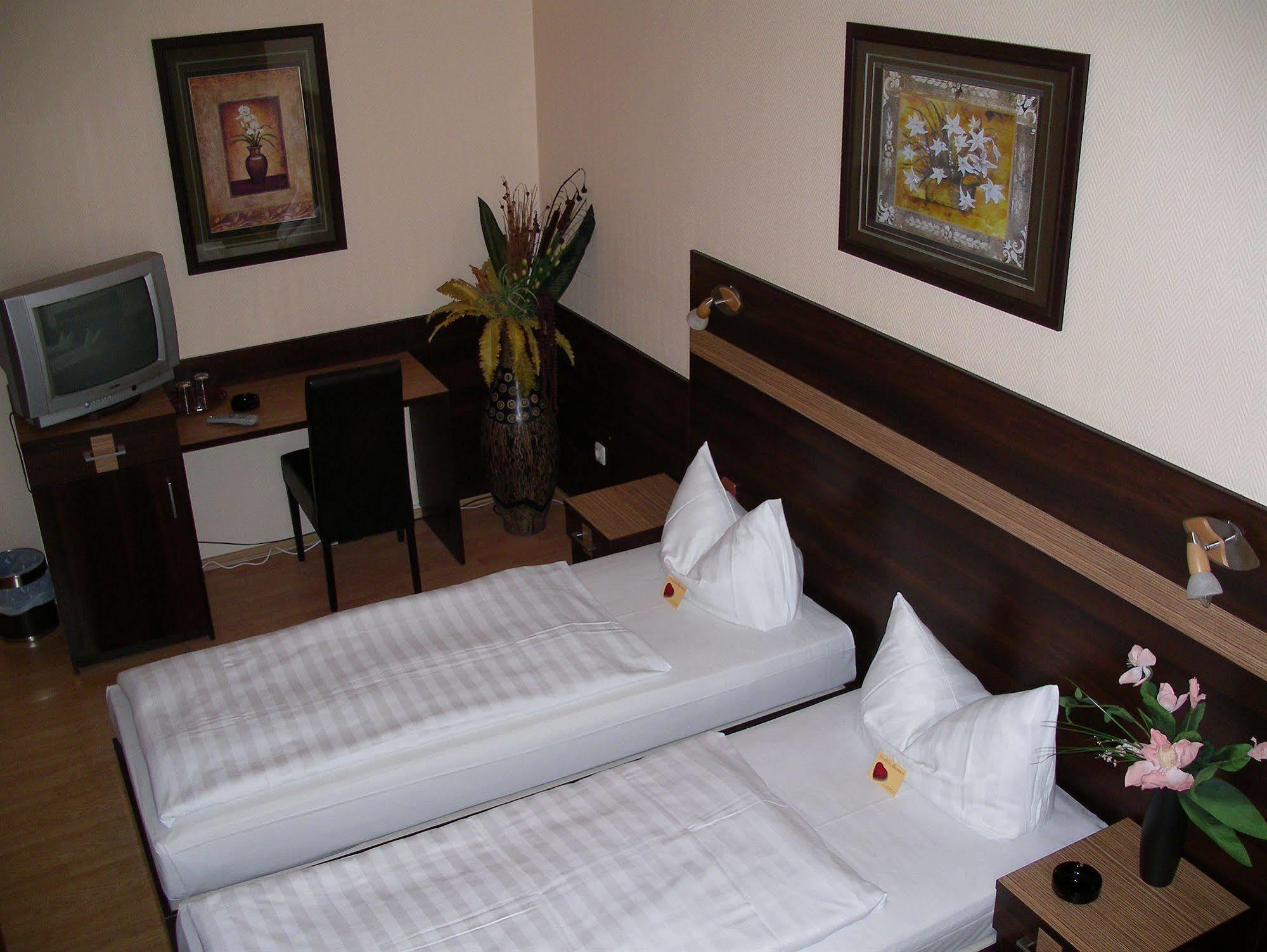 פרנקפורט Hotel Elbe Street 34 מראה חיצוני תמונה